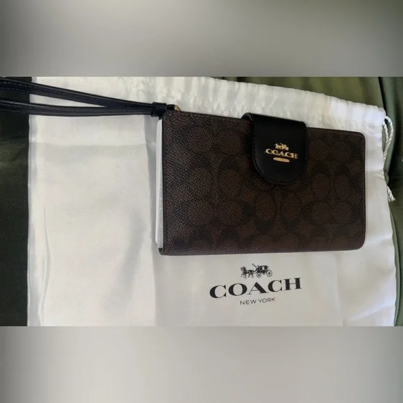 NWT Coach Phone Wallet In Signature Canvas Walnut - Picture 3 of 8